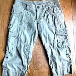 Kuhl women’s capri hiking pants, sz 4, EUC